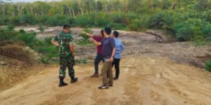 Satgas TMMD dan PUPR Kabupaten Muarojambi Tinjau Pengerjaan Jalan