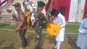 Upacara HUT RI ke-79 di Desa Sukamaju: Kebanggaan Tersendiri bagi Paskibra yang Dipimpin TNI