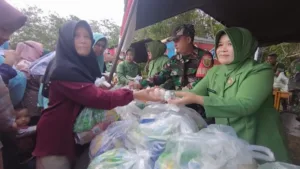 Antusiasme Warga di Pasar Murah TMMD: Dukungan Nyata untuk Kesejahteraan Masyarakat