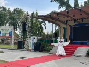Indahnya Fashion Aksesoris Daur Ulang di Festival Keris Siginjai