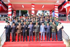 Ketua DPRD Sementara Albizar Ikuti Upacara HUT TNI Ke-79