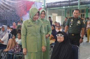 Persit Koorcab Rem 042 Gelar Bakti Sosial di HUT Dharma Pertiwi Ke-61