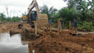 Dorong Perekonomian Desa, TMMD Ke-123 Bangun Jembatan untuk Petani