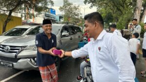 Tebar Kebaikan dan Peduli Sosil, Ditreskrimsus Polda Jambi Bagi Takjil