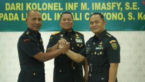 Danrem 042/Gapu Pimpin Sertijab Kasi Intel Kasrem 042/Gapu