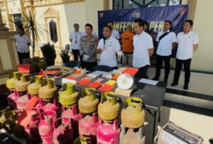 Ditreskrimsus Polda Jambi Bongkar Gas Oplosan