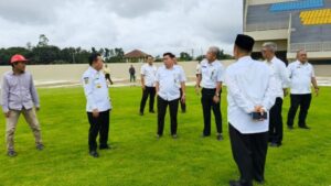 Kadis PUPR Provinsi Jambi Muzakir Dampingi Gubernur Tinjau Progres Stadion Swarnabhumi