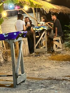 MoU Hiburan Malam: Ketegasan Cuma Aksesoris di Meja Kopi