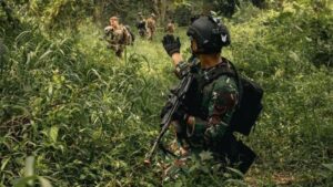 TNI dan Pasukan Multinasional Laksanakan FIT Pertempuran Jarak Dekat di Medan Tropis