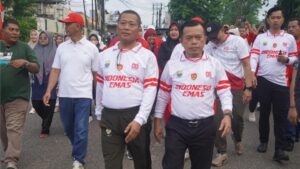 Danrem 042/Gapu Ikuti Jalan Santai dalam Rangka HUT ke-80 Kemerdekaan RI