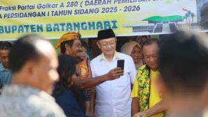 H Cek Endra, Ditengah Rakyat Tanpa Sekat