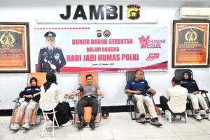 Wujud Polisi Humanis Harapan Masyarakat, Polda Jambi Gelar Donor Darah dalam Rangka Hari Jadi ke-74 Humas Polri