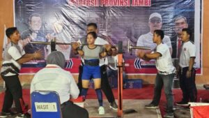 125 Lifter Ikuti Kejurprov Angkat Berat se-Provinsi Jambi
