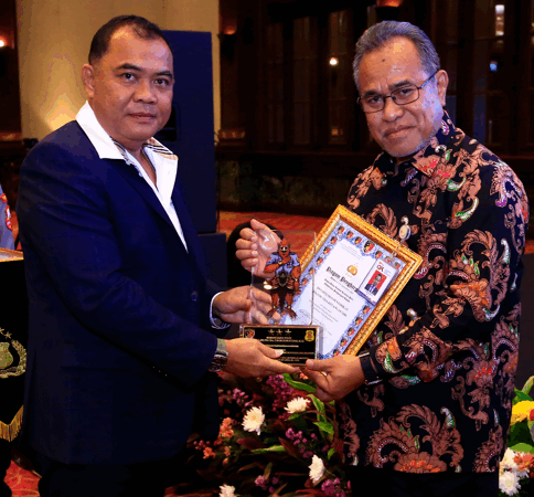 OJK Raih Penghargaan Kinerja Penegakan Hukum Sangat Baik dari Bareskrim Polri