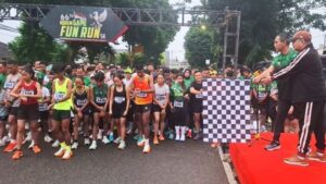 22 Ribuan Peserta Meriahkan Fun Run 5K HUT ke-66 Korem 042/Gapu