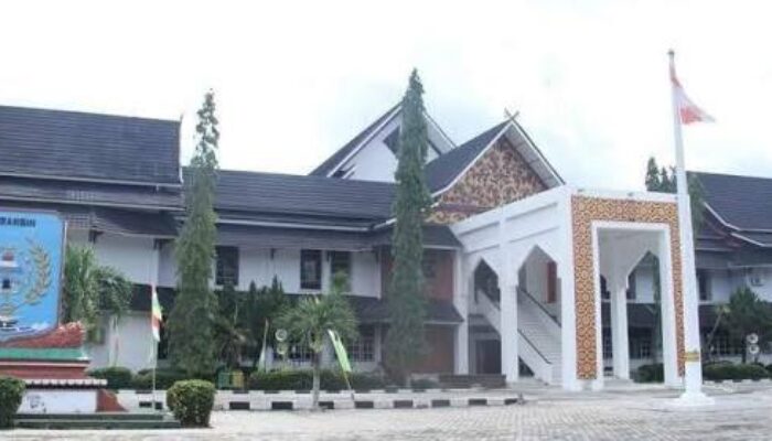 Janji Bawa Meteran, DPRD Bungkam Saat Proyek Amburadul di Ujung Tahun Anggaran