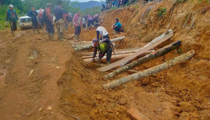 Warga Swadaya Perbaiki Jalan, Rp 5 Miliar Dana Tanggap Darurat Tahun 2025,Tak  Menyentuh Lubuk Mentilin–Tanjung Kasri