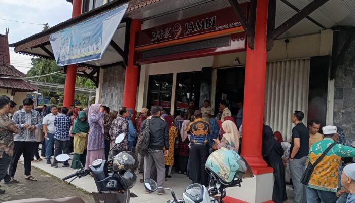 Ujian Kepercayaan di Tubuh Bank 9 Jambi