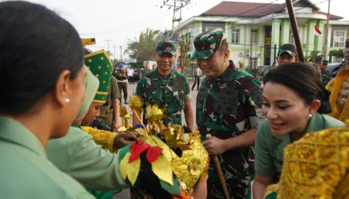 Pangdam XX/TIB Safari Ramadhan ke Kodim 0419/Tanjab, Tekankan Profesionalisme dan Kemanunggalan TNI-Rakyat