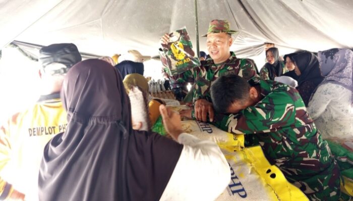 Pasar Murah dan Pengobatan Gratis Ramaikan Penutupan TMMD ke-127 Kodim 0415/Jambi di Desa Petajen