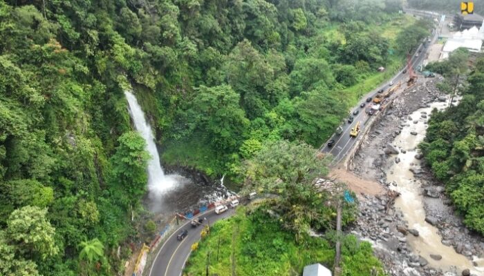Mudik Lebaran 2026, Jalur Lembah Anai dan Sitinjau Lauik Beroperasi 24 Jam