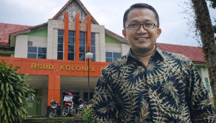 Lewat Facebook, H. Khaidir Luruskan Isu: Tidak Pernah Disingkirkan dari Dewas RSUD