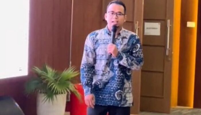 Etika Berbahasa, Publik Figur dan Literasi Berbahasa