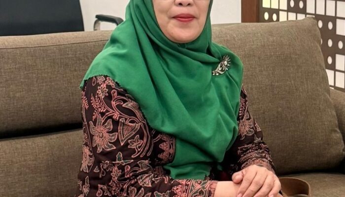 Membangun UMKM Jambi dengan Literasi Ekonomi Syariah