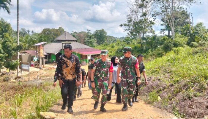 Danrem 042/Gapu Pastikan TMMD Tepat Sasaran: Infrastruktur Desa Dikebut, Akses Ekonomi Warga Didorong