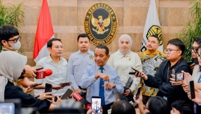 Tampung Aspirasi Pelaku Usaha, Menteri ESDM Tunda Penyesuaian Tarif PNBP Mineral