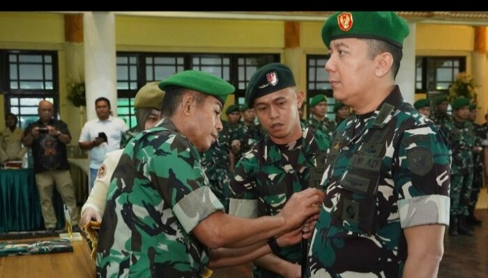 Danrem 042/Gapu Tekankan Profesionalisme Saat Pimpin Penyerahan Jabatan Kasrem dan Sertijab Kasipers