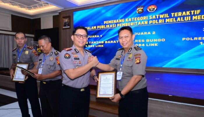 Polres Tanjab Barat Raih Tiga Penghargaan Sekaligus pada Rakernis Humas Polda Jambi 2026