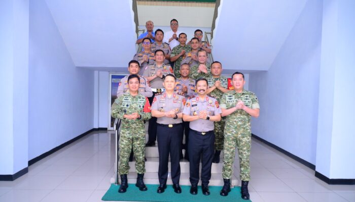 Kapolda Jambi Kunjungi Korem 042/Gapu, Perkuat Sinergitas TNI-Polri
